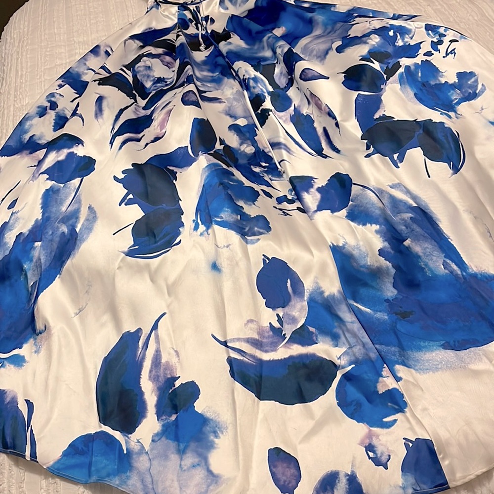 B Darlin abstract floral ball gown (prom, formal dress, maxi dress, wedd attire) - Picture 6 of 12